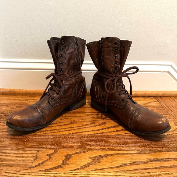 Steve Madden TROOPA Brown Leather Boots - Picture 3 of 4